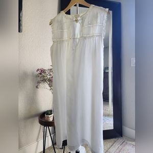 Vintage Woman Nightgown- Barbizon (Blendaire Batiste), Size: Small, Color: White
